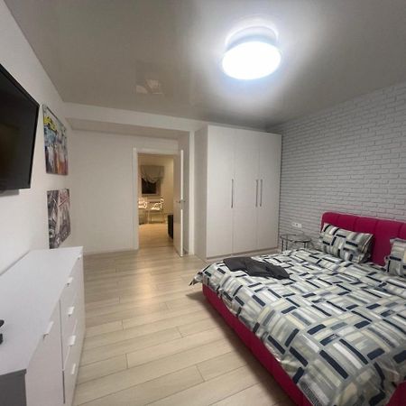 2-Room Luxury Apartment In The Center Kiev Eksteriør bilde