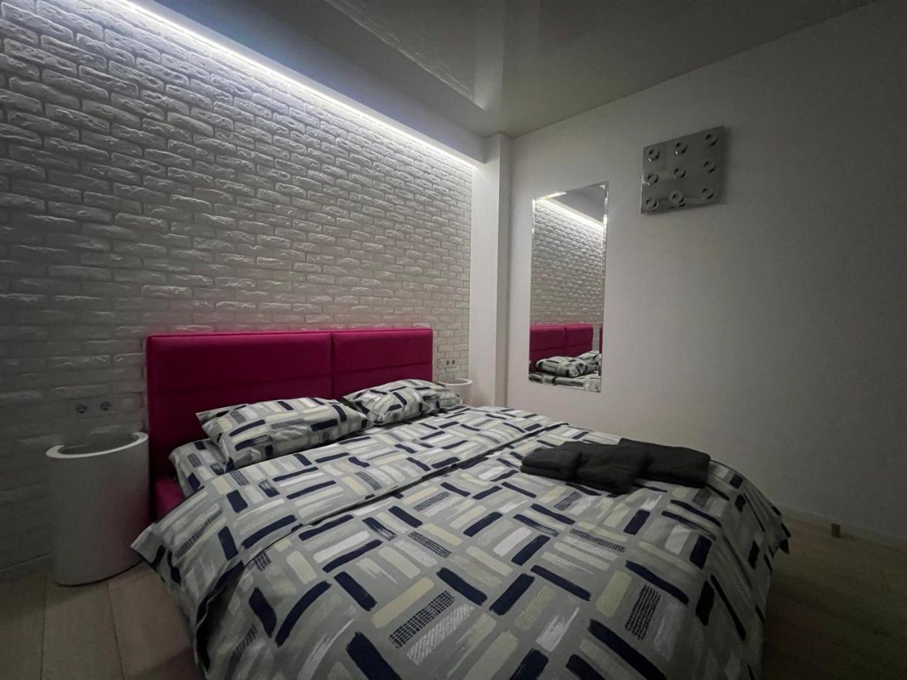 2-Room Luxury Apartment In The Center Kiev Eksteriør bilde