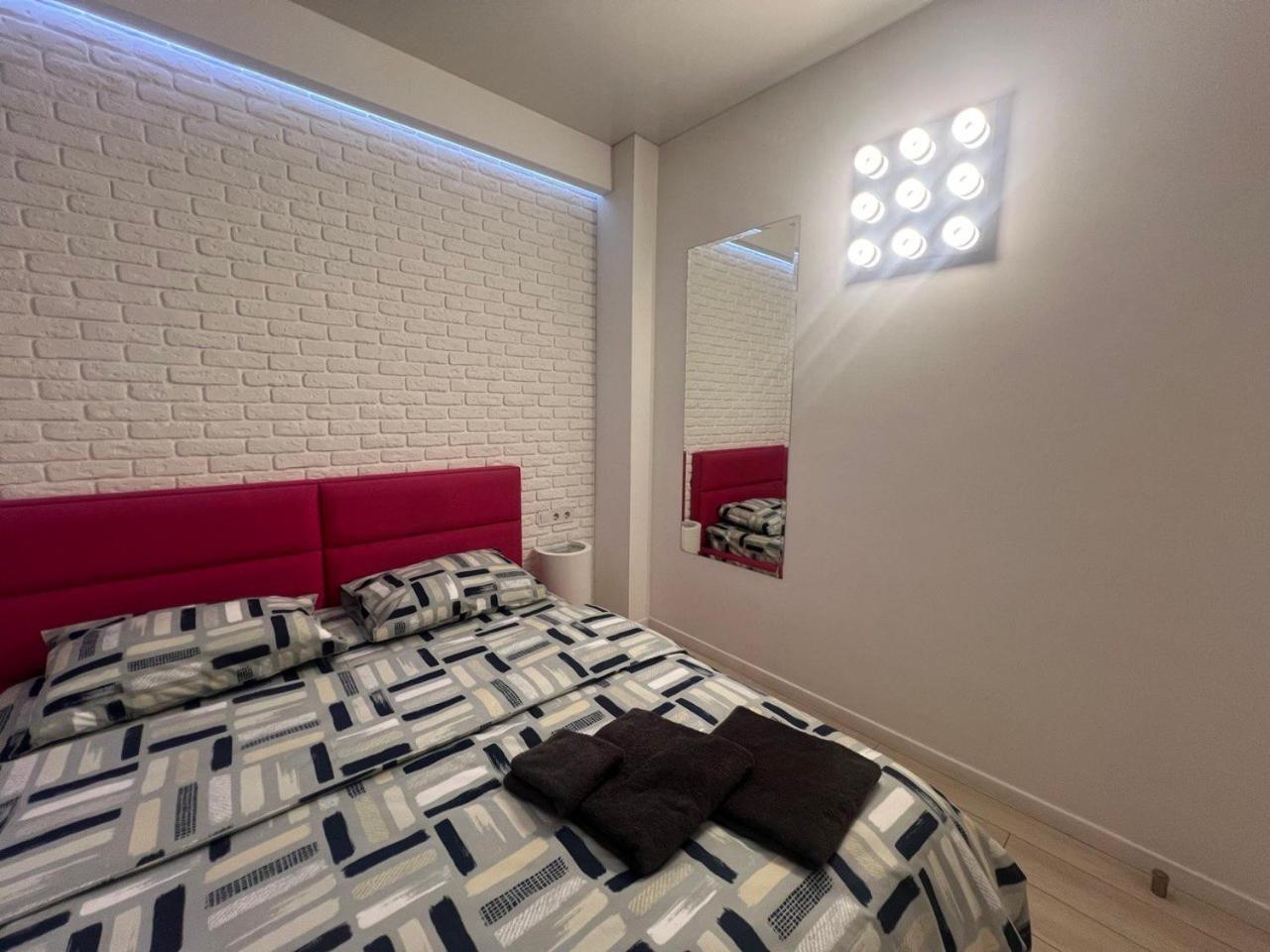 2-Room Luxury Apartment In The Center Kiev Eksteriør bilde